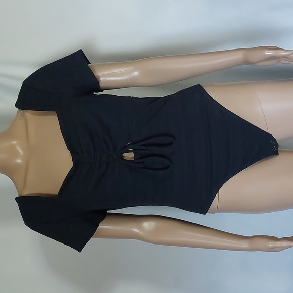 Sonoma Goods For Life Tops - SO goods for life could Bow one tie front short sleeve Women's bodysuit size L‎